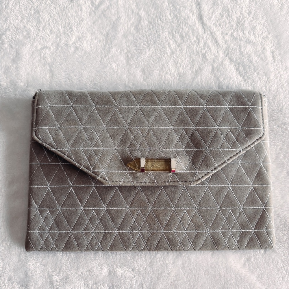 Stella & Dot Quilted Gray Clutch